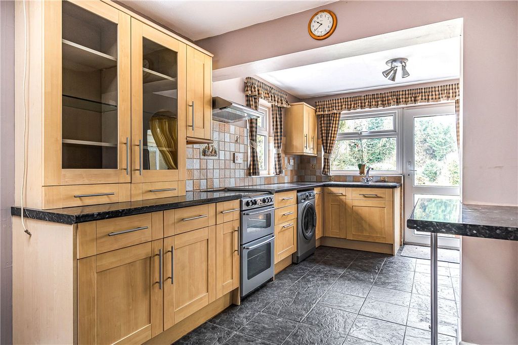 Property photo 3 of 24 Kitchen