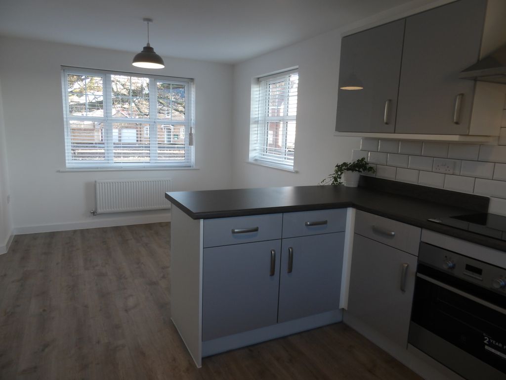 Property photo 2 of 8