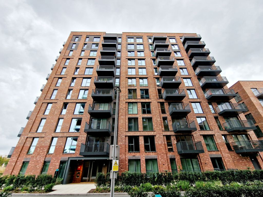 Property photo 1 of 19