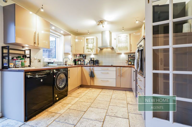 Property photo 2 of 15 Photo 12