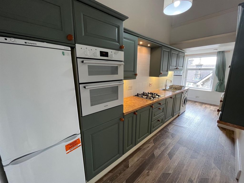 Property photo 2 of 30 Kitchen New (1).Jpg