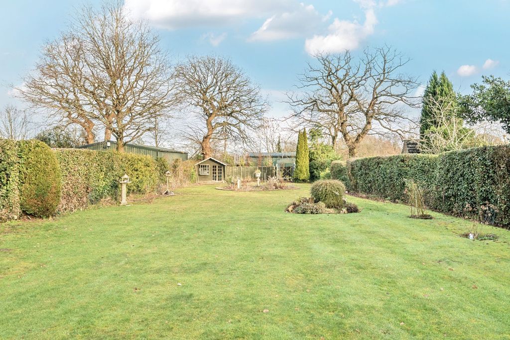 Property photo 3 of 19 Picture No. 06