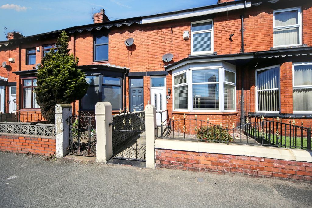 Property photo 1 of 25
