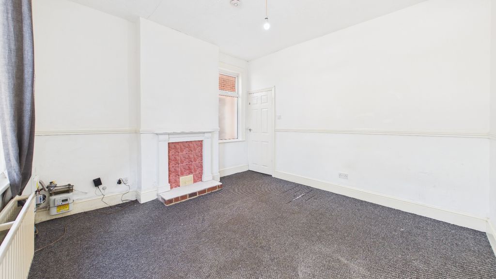 Property photo 3 of 23 4609818