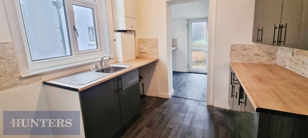 Property photo 3 of 11 Dd3B9A3A-1000093397.Jpg