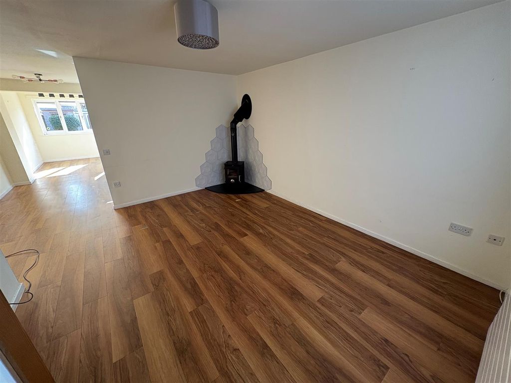 Property photo 2 of 14 Living Room.Jpg