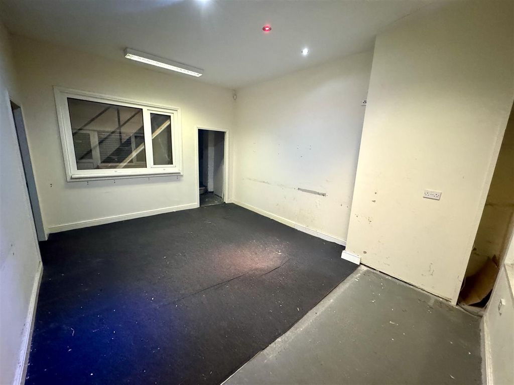Property photo 2 of 4 Img_9313