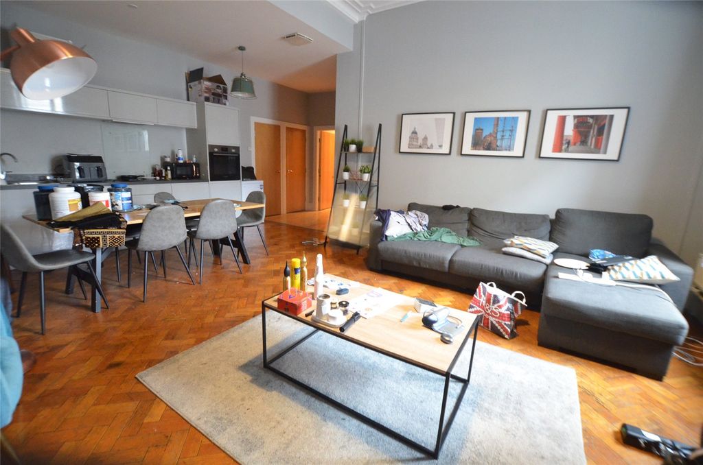 Property photo 3 of 8 Picture No. 01