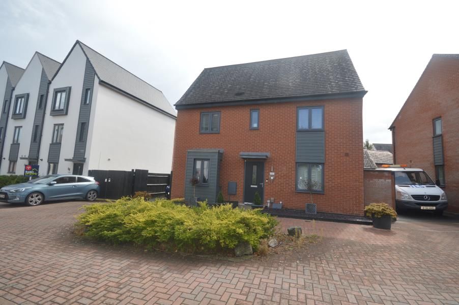 Property photo 1 of 18