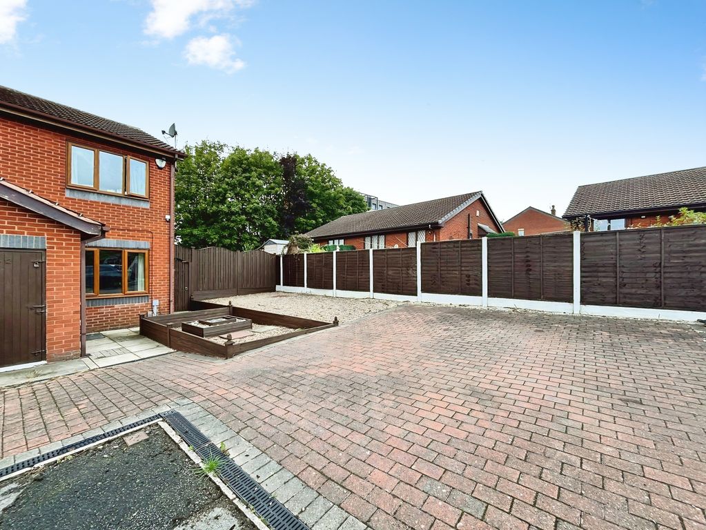 Property photo 1 of 19