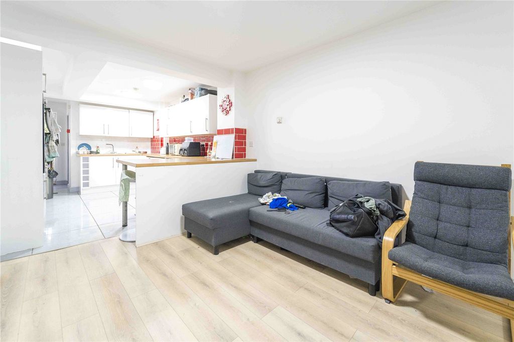 Property photo 2 of 14 Picture No. 26