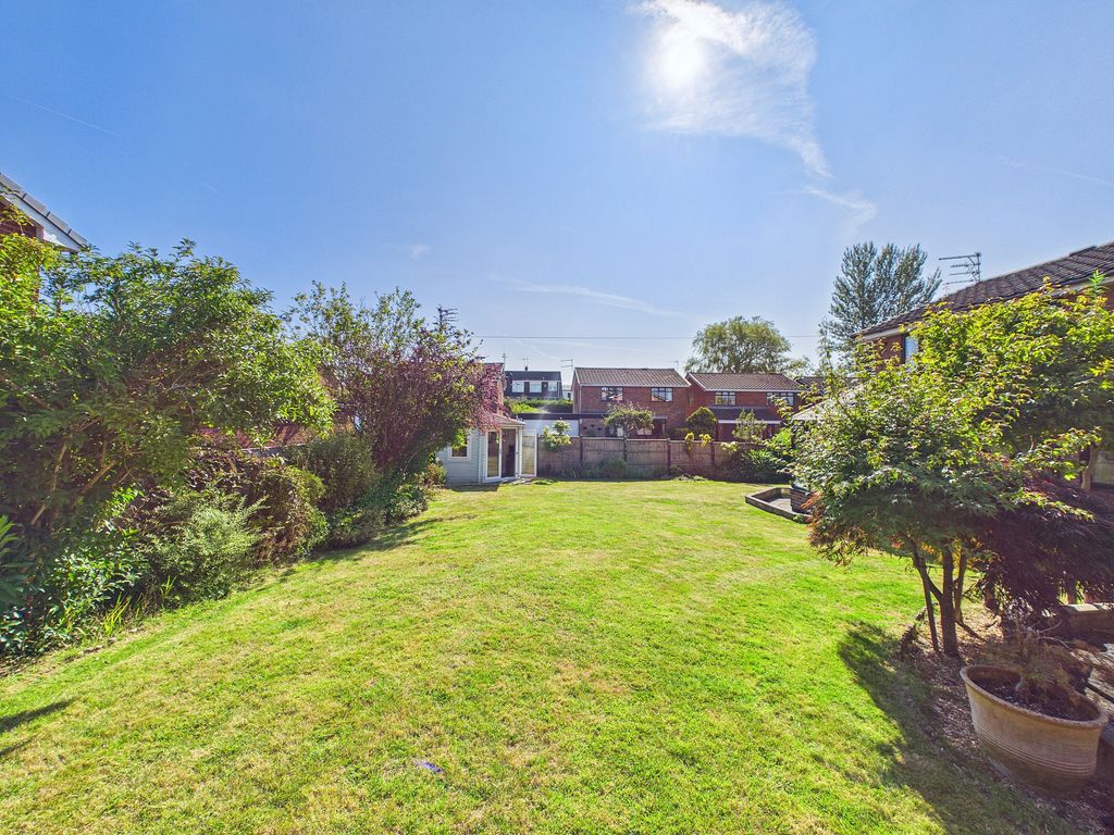 Property photo 2 of 41