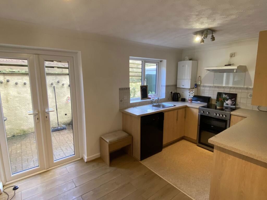 Property photo 3 of 9