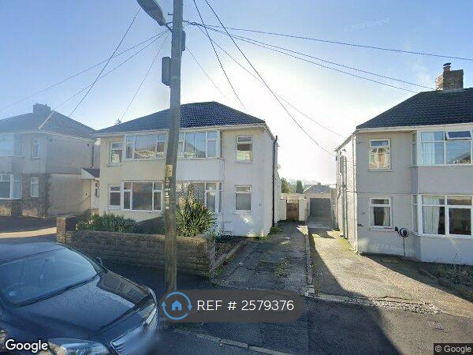 Property photo 2 of 20