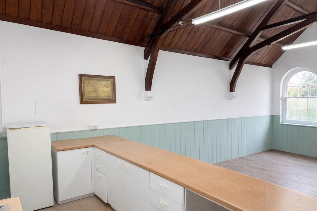 Property photo 2 of 5 802Bd602-8F7B-4615-896E-46923C15956E.Jpeg