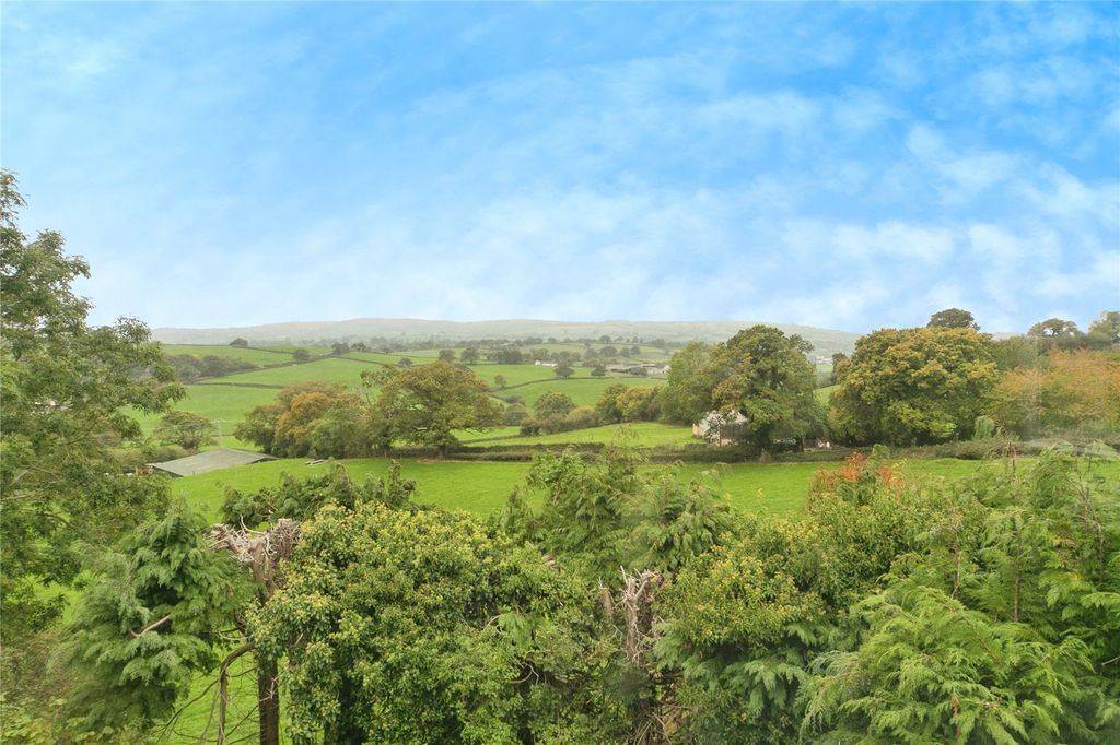 Property photo 1 of 24 Picture No. 38