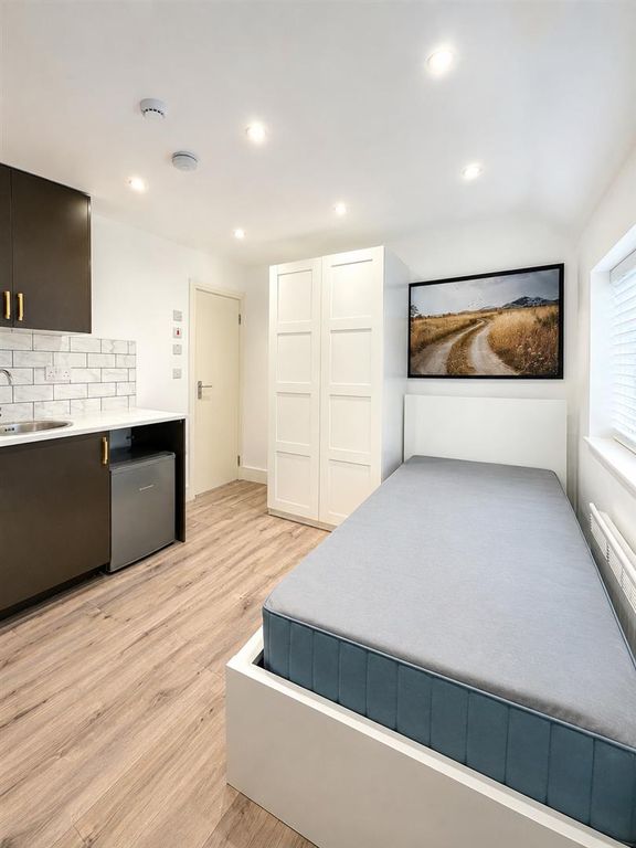 Property photo 2 of 3 Bedroom .Png