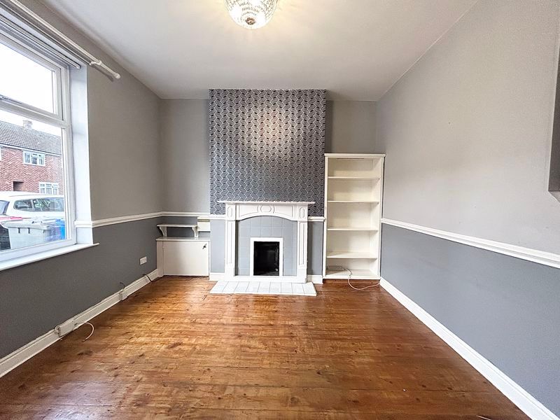 Property photo 3 of 11 Photo 9