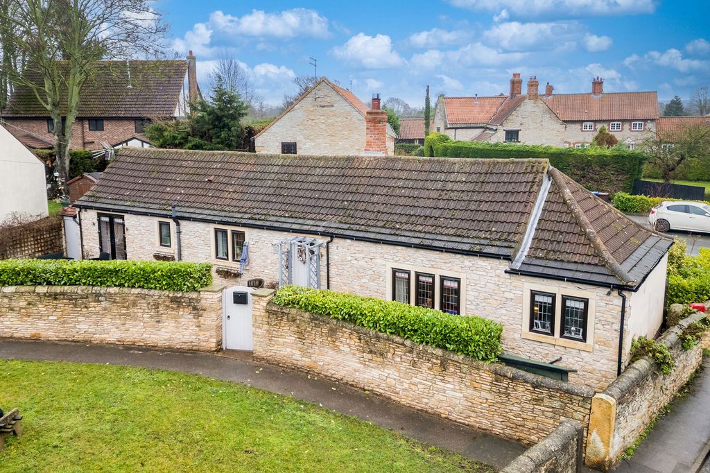 Property photo 1 of 26