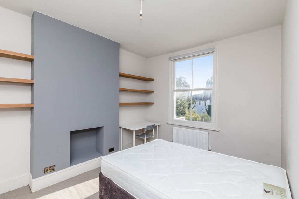 Property photo 1 of 11 Picture No. 04