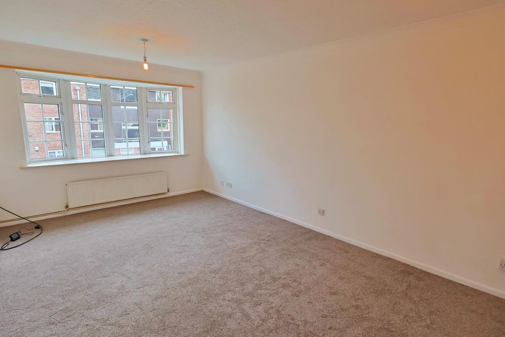 Property photo 2 of 9 Reception Room