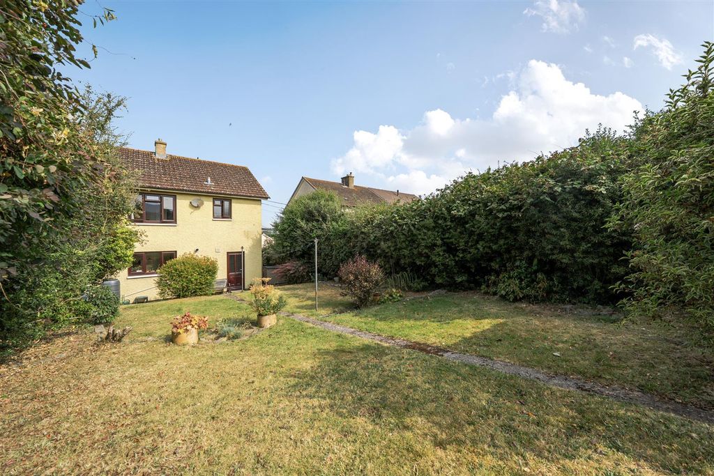Property photo 2 of 24 1494234-3-6A5F4A644d032.Jpg