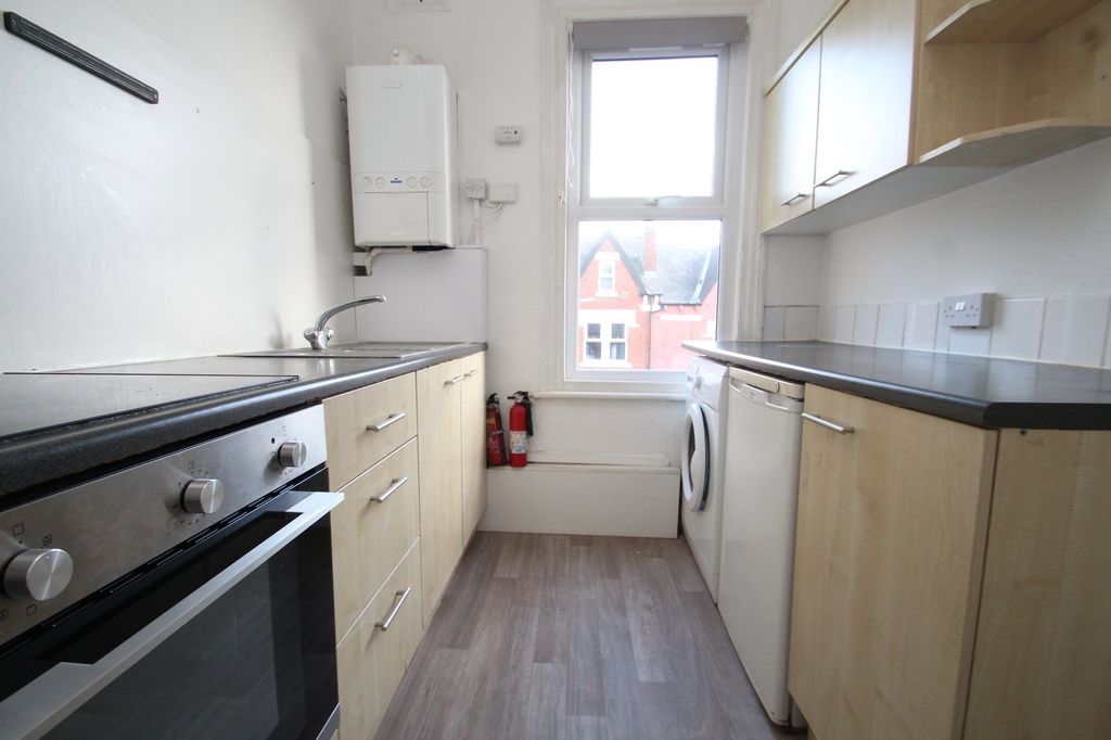 Property photo 3 of 10 Picture No. 10