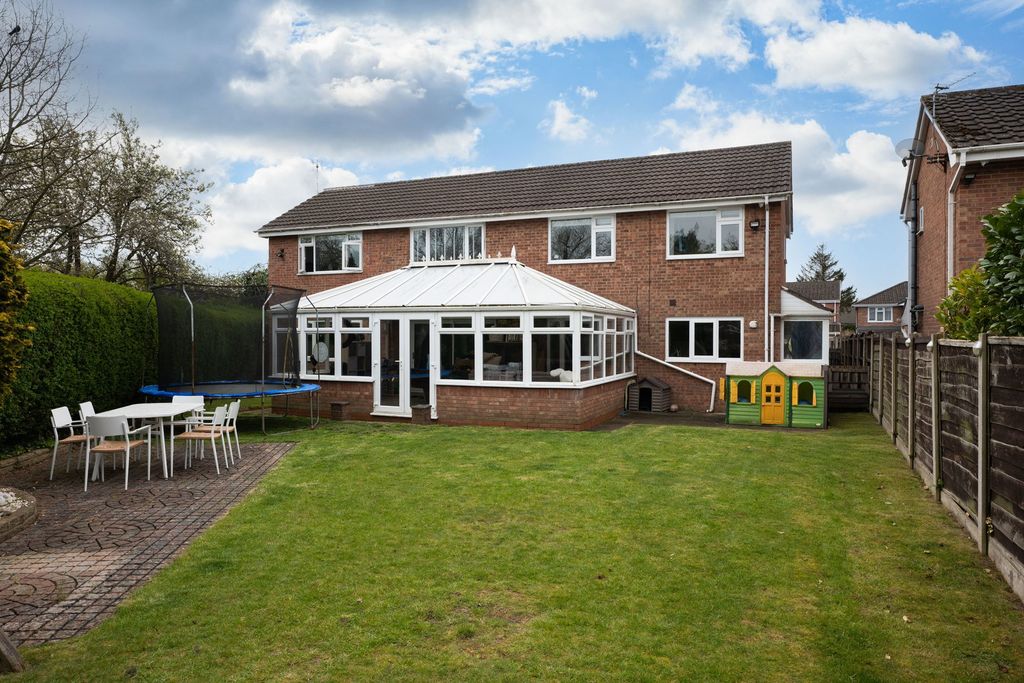 Property photo 3 of 29