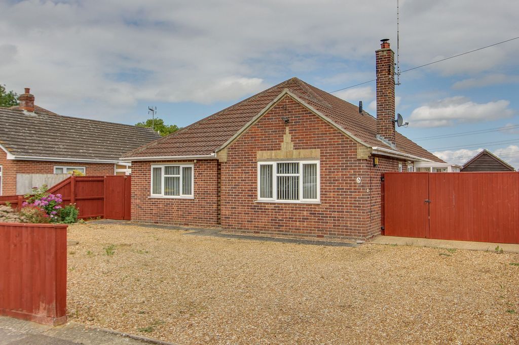 Property photo 1 of 30