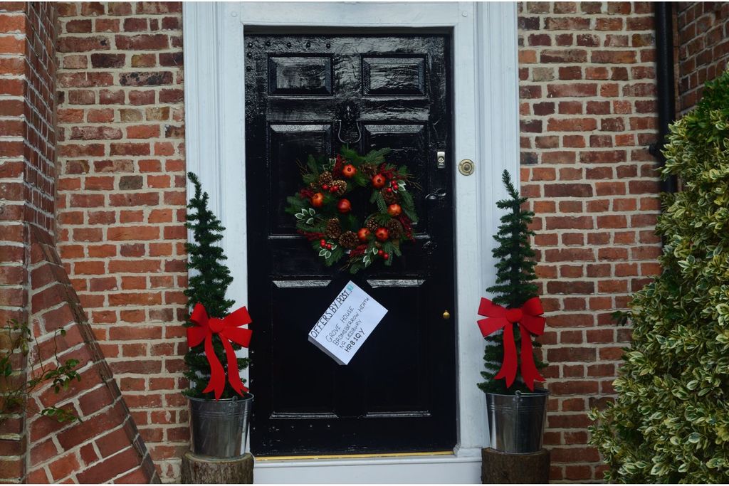 Property photo 2 of 26