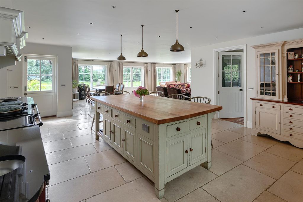Additional image 4 of 7 bed detached house for saleSteep, Hampshire GU32