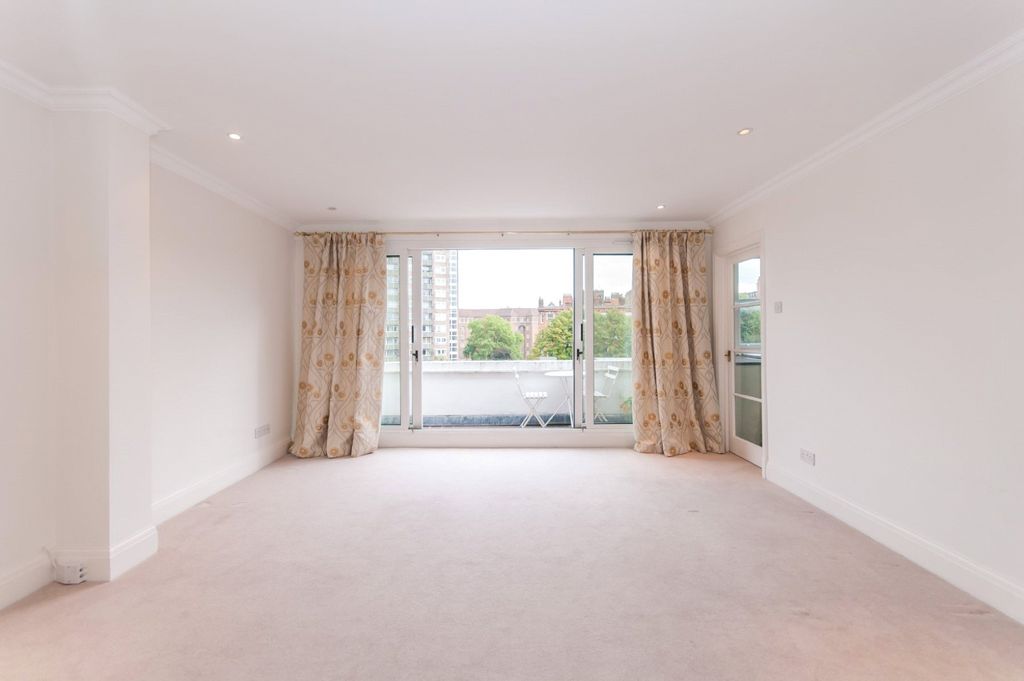 Property photo 2 of 9 Picture No. 04