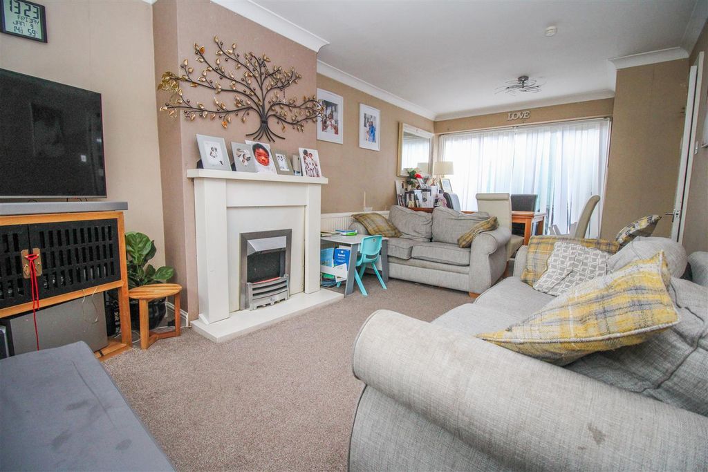 Property photo 2 of 12 Img_8691.Jpg