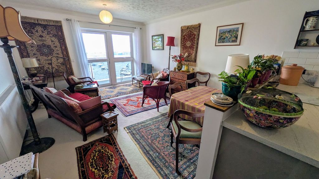 Additional image 5 of 2 bed flat for saleMounts Bay Lodge, Penzance TR18
