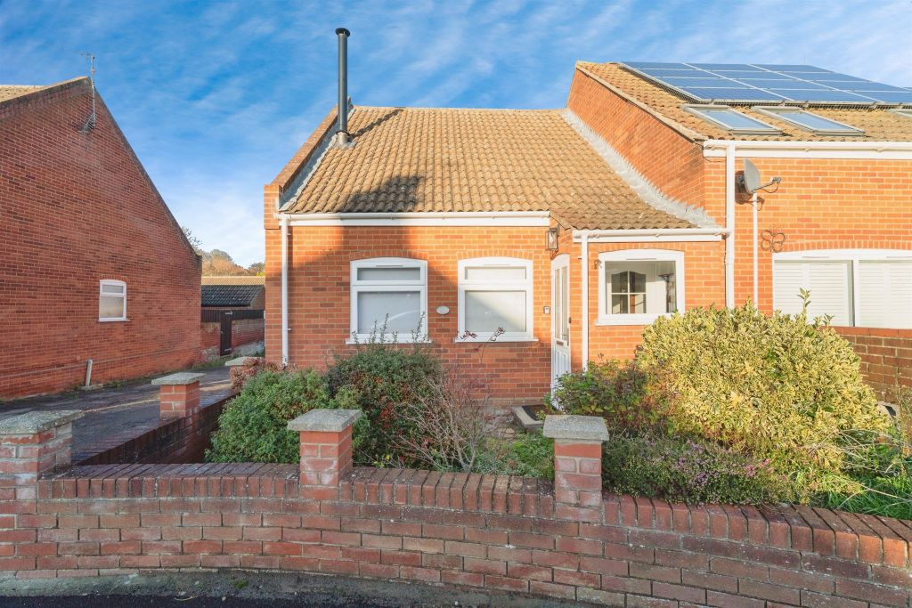 Property photo 1 of 20