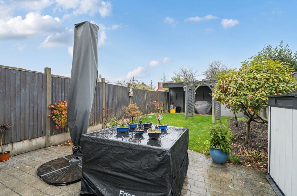 Property photo 2 of 17 1381704-5-6917314...