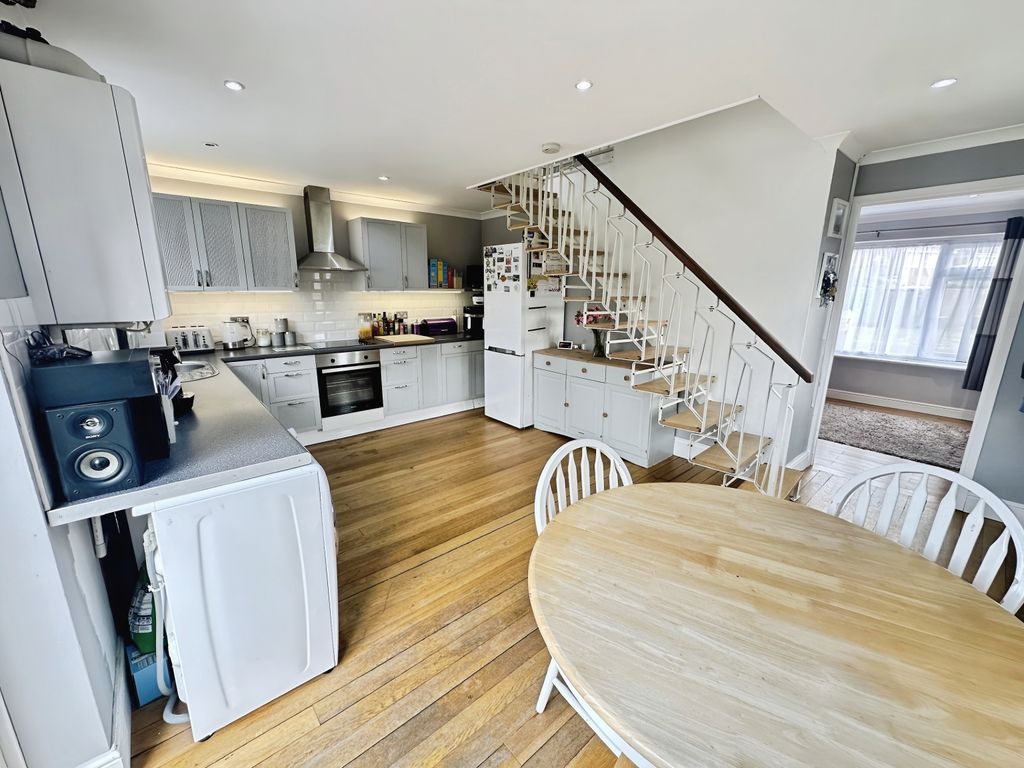 Property photo 2 of 20 Open Plan Modern Kitchen/Diner