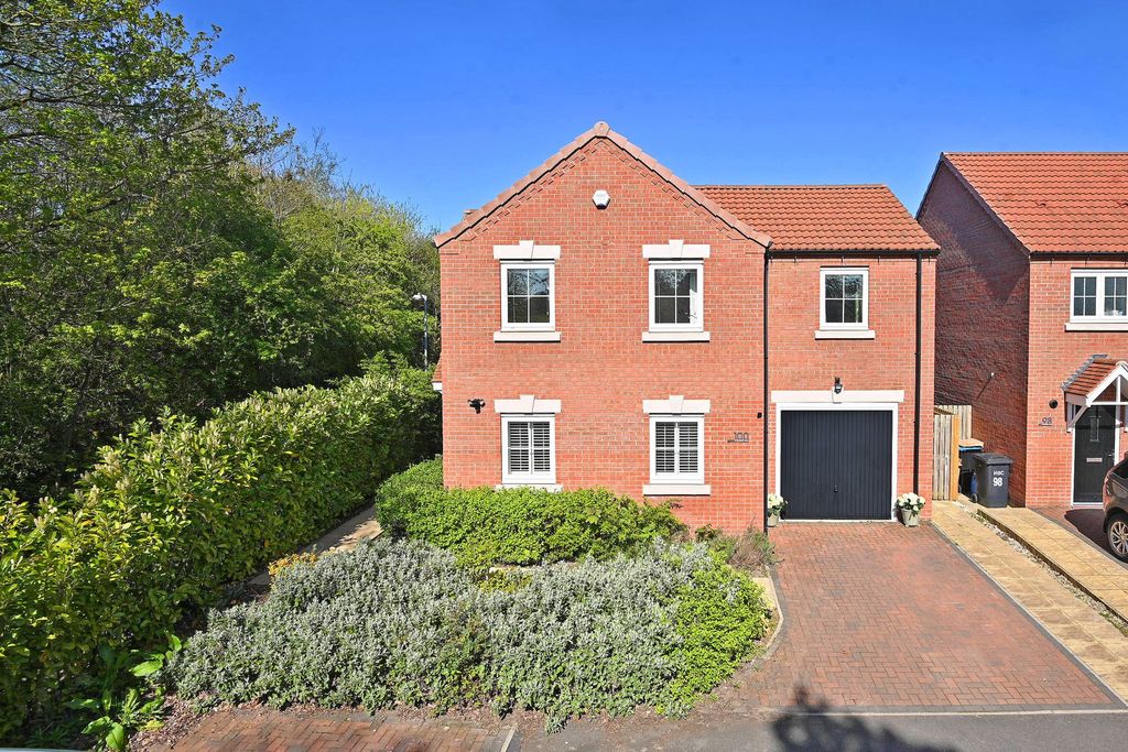 Property photo 1 of 23