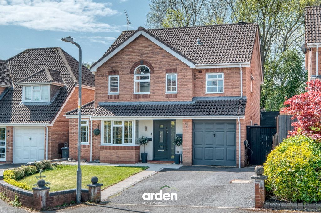 Property photo 1 of 17