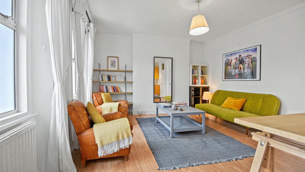 Property photo 3 of 9