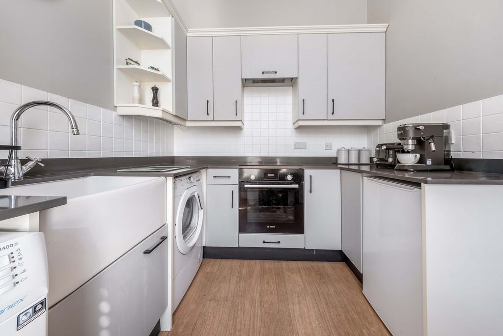 Additional image 16 of 2 bed flat for saleAlexandra Place, St Andrews, 9 KY16