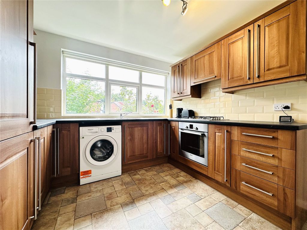 Property photo 3 of 15 Picture No. 17