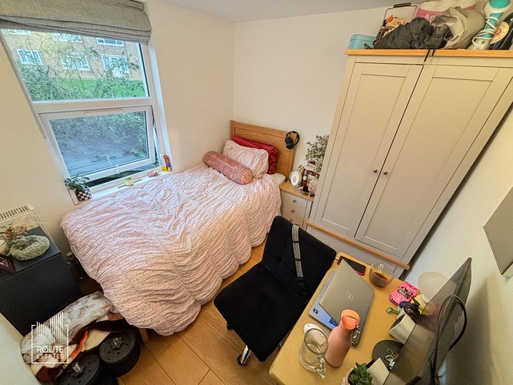 Property photo 2 of 10 Photo 8