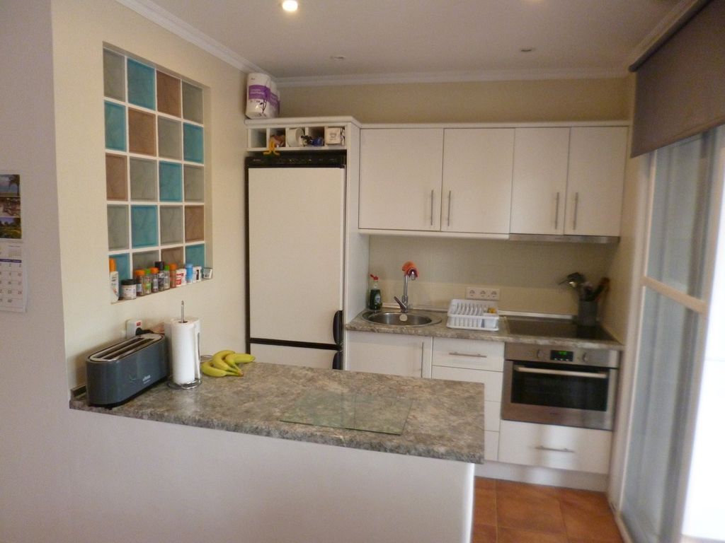 Property photo 3 of 24