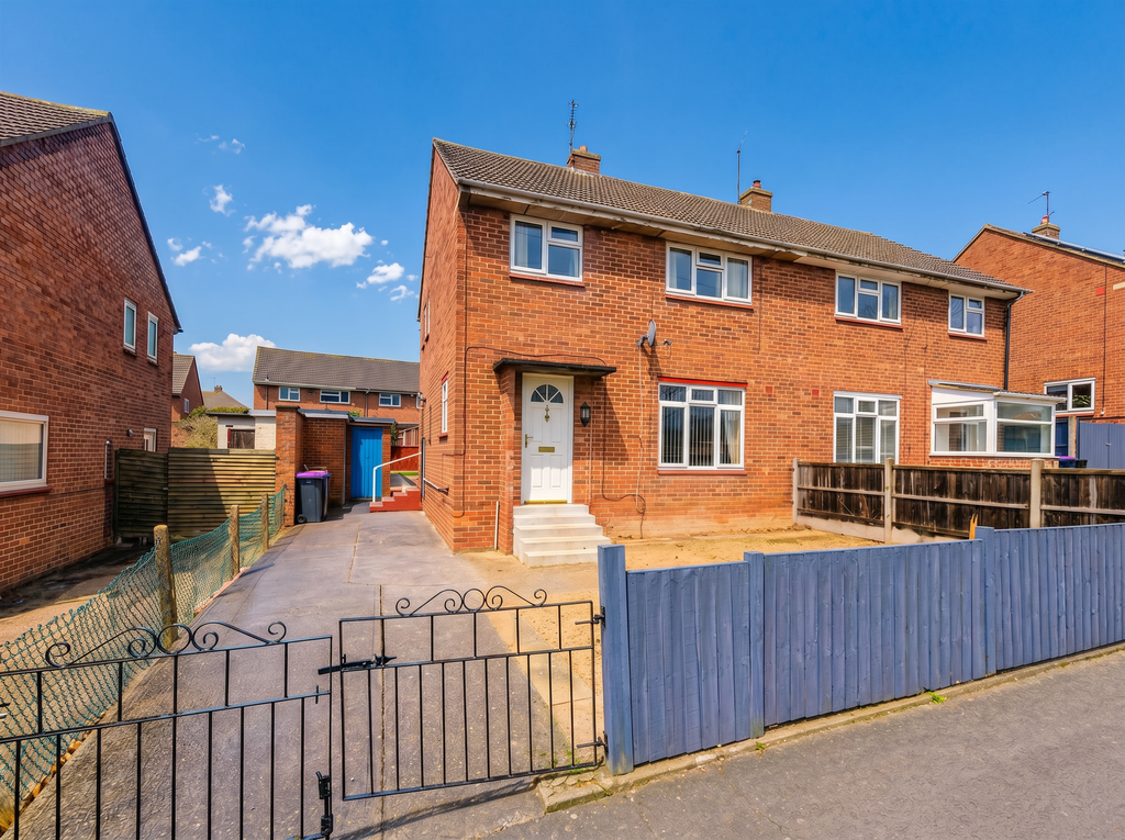 Property photo 1 of 16
