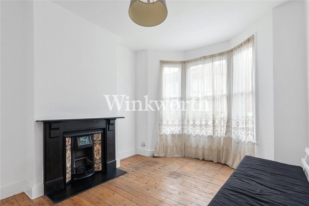 Property photo 2 of 14 Picture No. 02