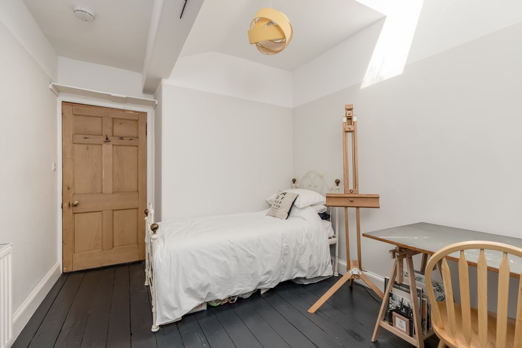 Additional image 16 of 4 bed flat for sale18/5 Leopold Place, Hillside, Edinburgh EH7