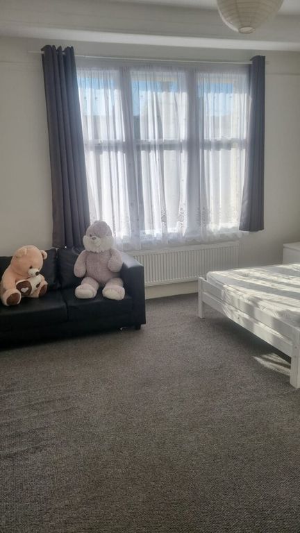 Property photo 2 of 18 Img-20250929-Wa0026.