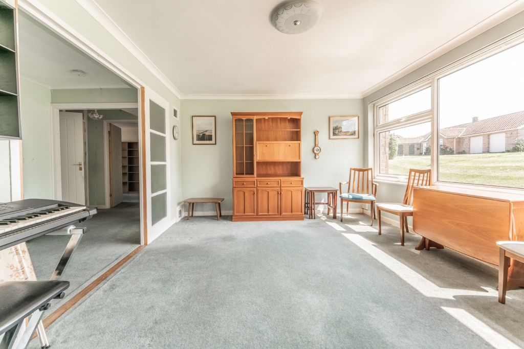 Property photo 2 of 24 5245182