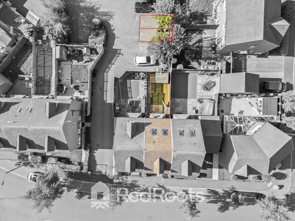 Property photo 2 of 23 5474631